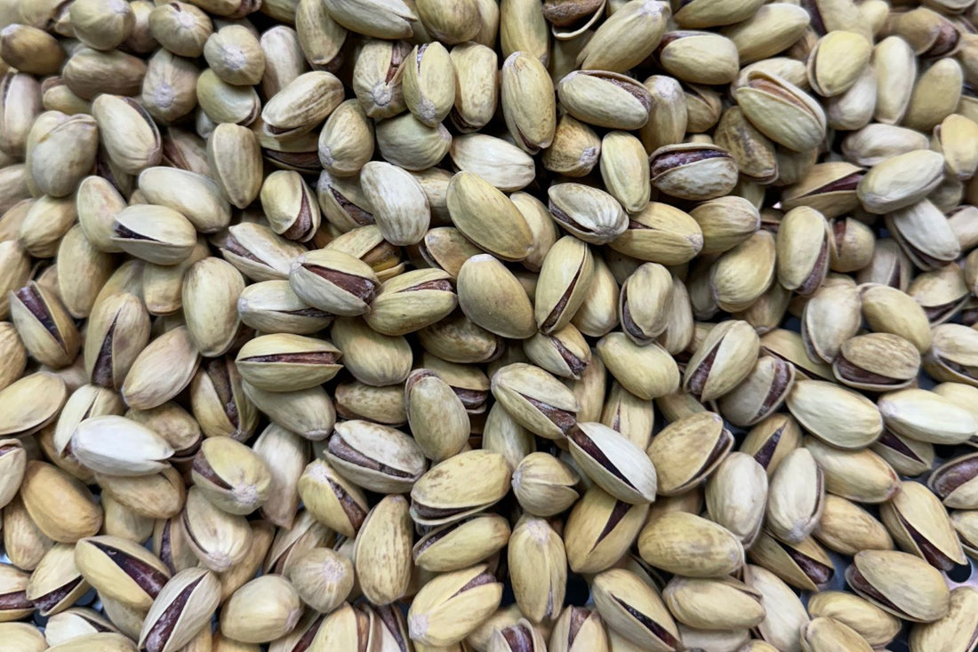 Pistachio Nutrition Unveiled: A Dive into Health and Flavour!