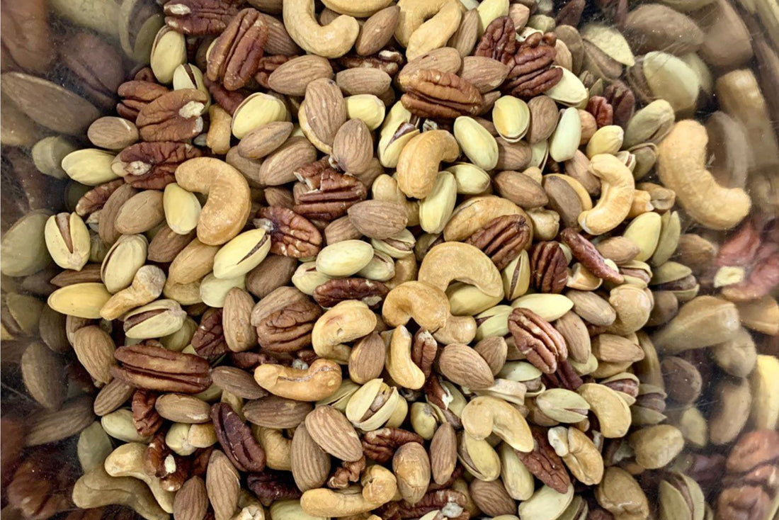 Fuel Your Workouts with Mixed Nuts Snacks: The Perfect Nutritional Support for Your Fitness Goals